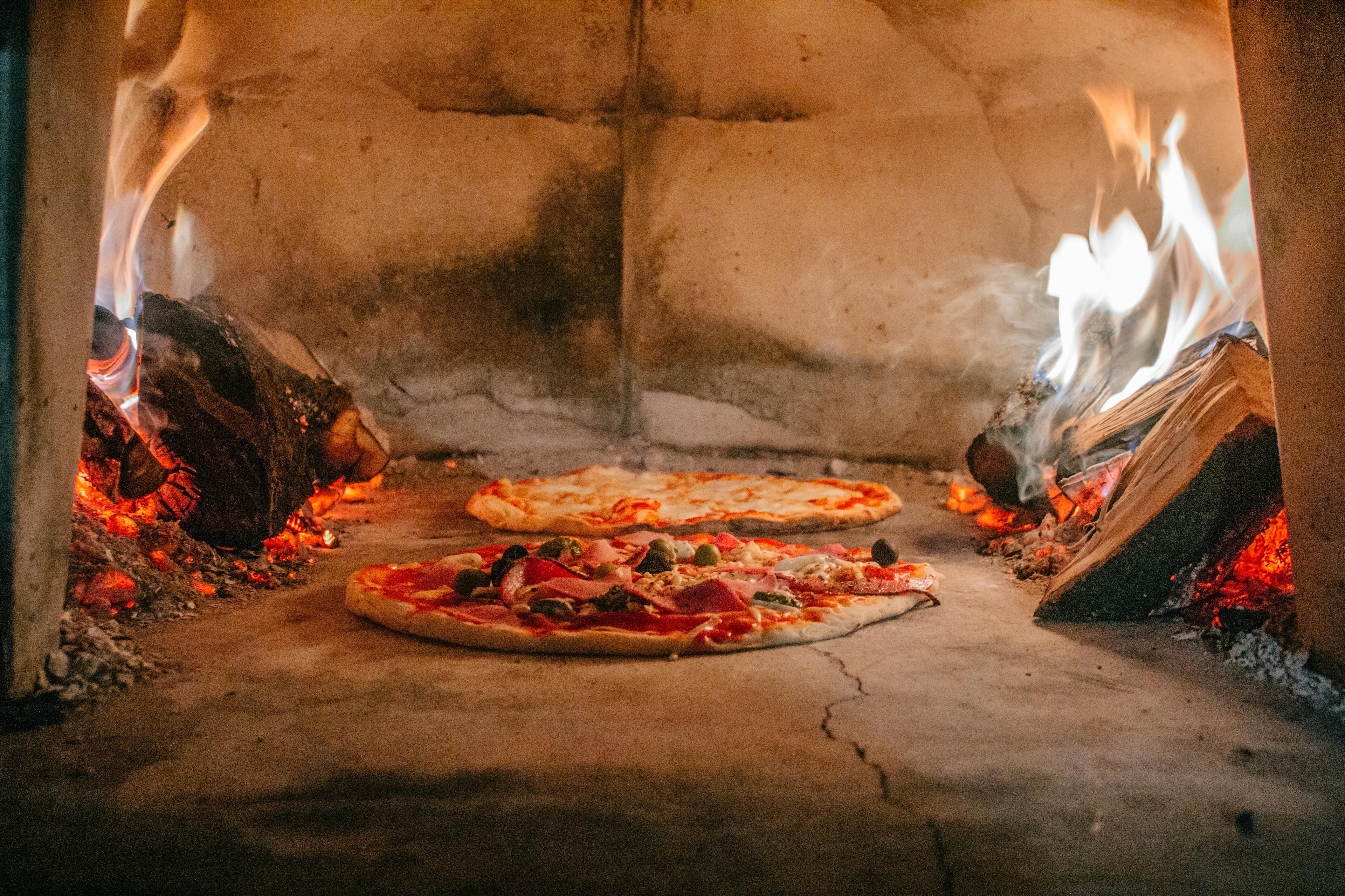 wood-fired-pizza-in-the-oven